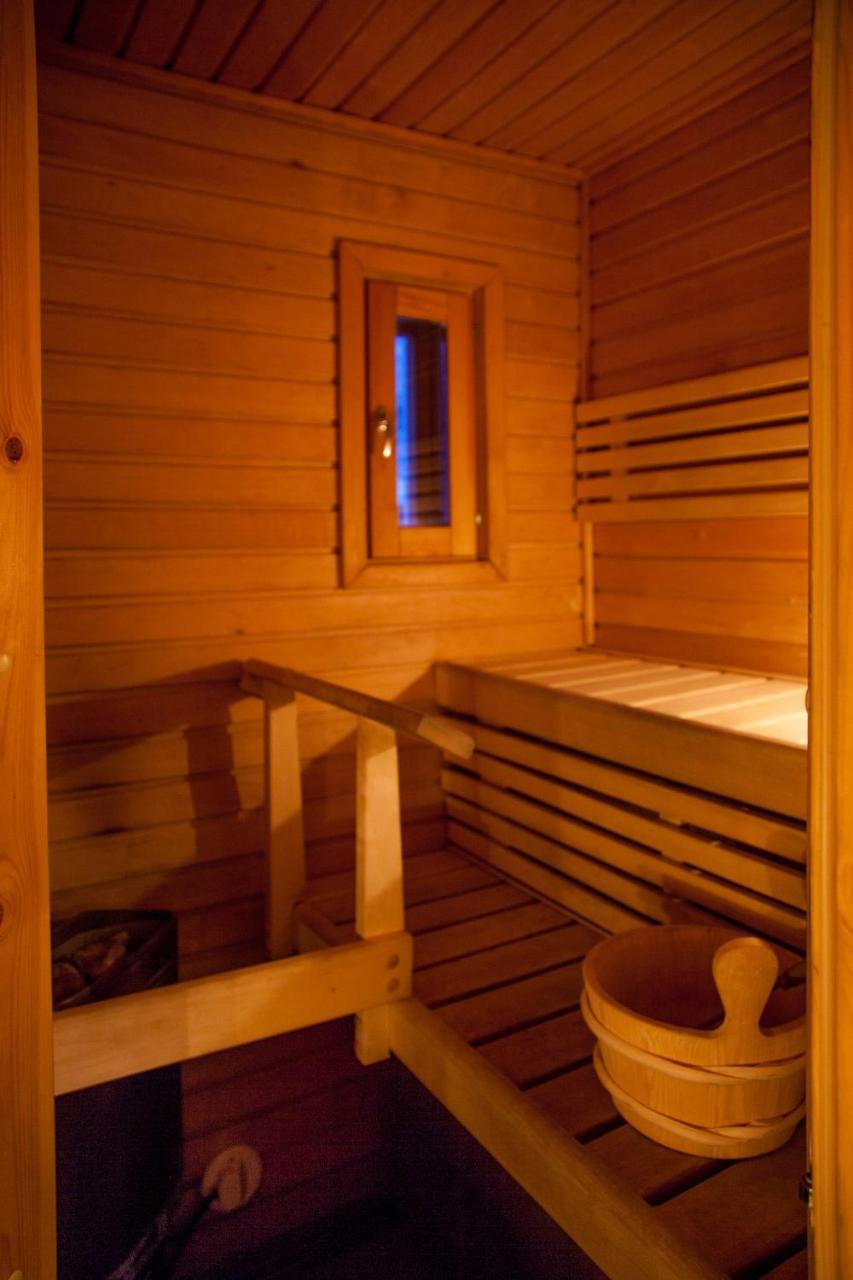 Harriniva Adventure Resort Cabins Muonio Bagian luar foto